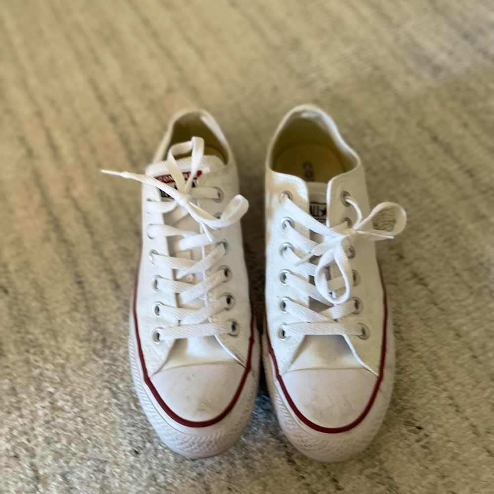 White converse all star